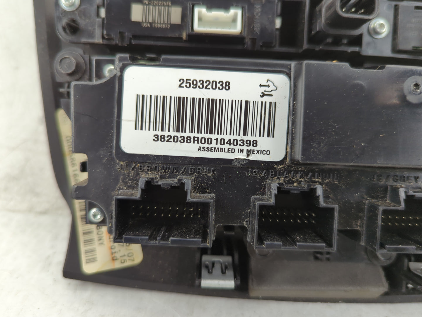 2008 Buick Enclave Climate Control Module Temperature AC/Heater Replacement P/N:25932038 Fits OEM Used Auto Parts - Oemuseda