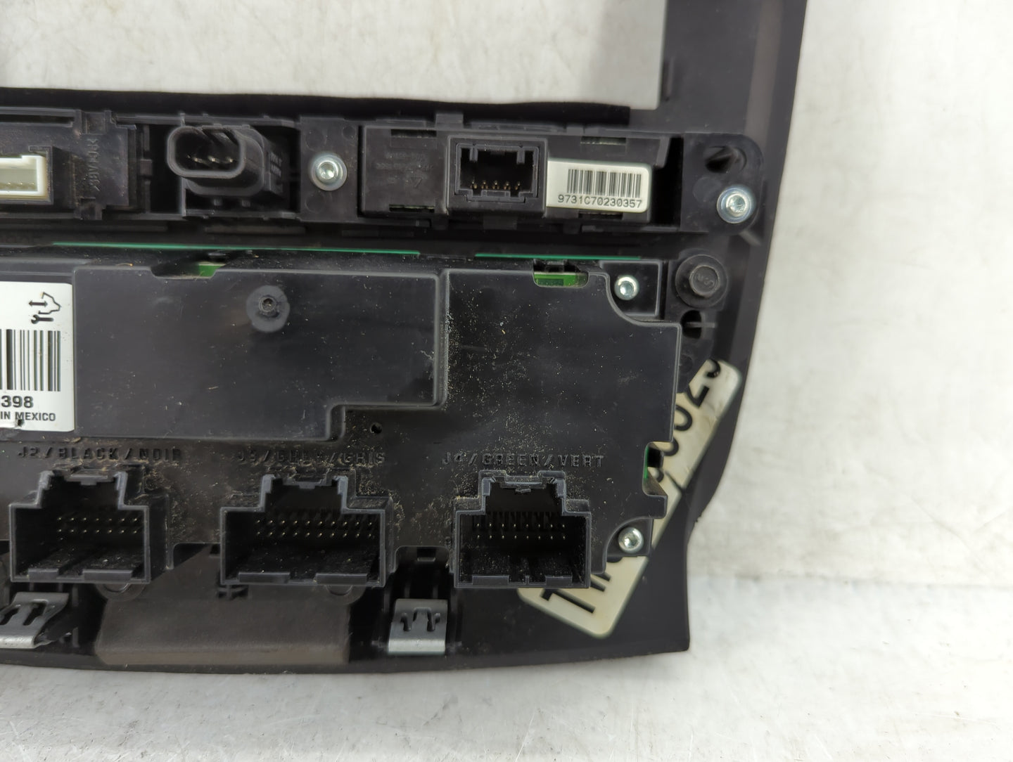 2008 Buick Enclave Climate Control Module Temperature AC/Heater Replacement P/N:25932038 Fits OEM Used Auto Parts - Oemuseda