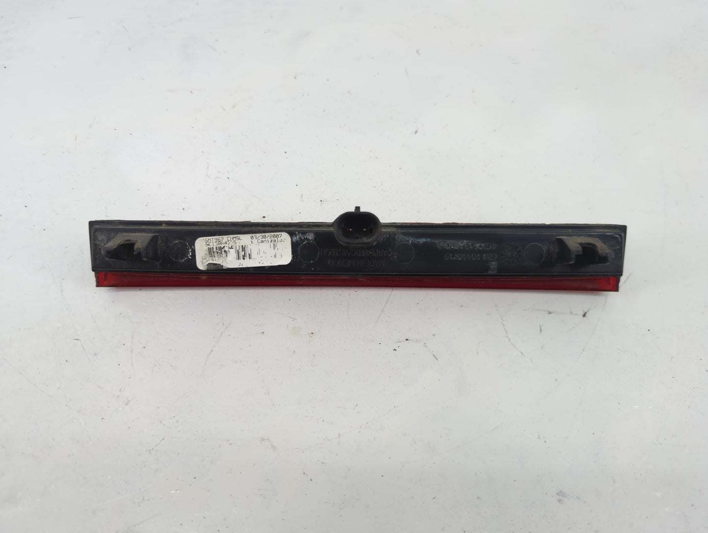 2008-2012 Buick Enclave Third Brake Light Tail Light Fits Fits 2008 2009 2010 2011 2012 OEM Used Auto Parts - Oemusedautopar
