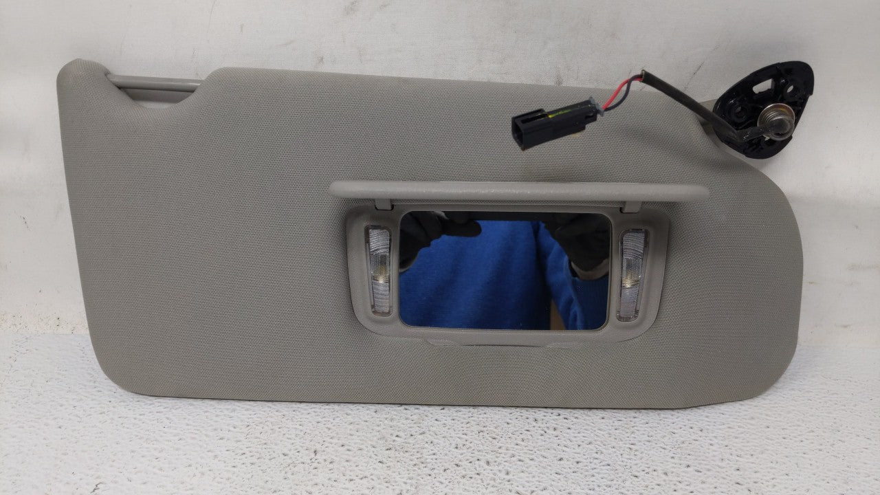 2005-2009 Buick Lacrosse Sun Visor Shade Replacement Passenger Right Mirror Fits Fits 2005 2006 2007 2008 2009 OEM Used Auto