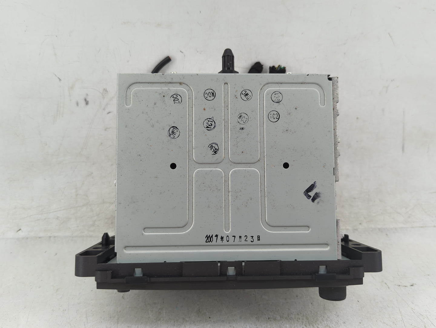 2008 Buick Lucerne Radio AM FM Cd Player Receiver Replacement P/N:25887589 Fits OEM Used Auto Parts - Oemusedautoparts1.com