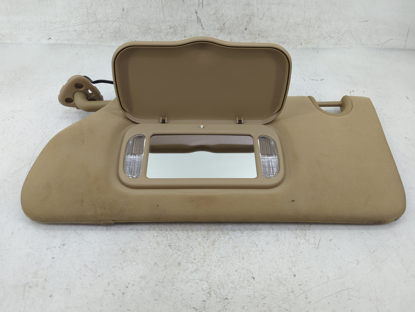 2006-2011 Buick Lucerne Sun Visor Shade Replacement Driver Left Mirror Fits Fits 2006 2007 2008 2009 2010 2011 OEM Used Auto