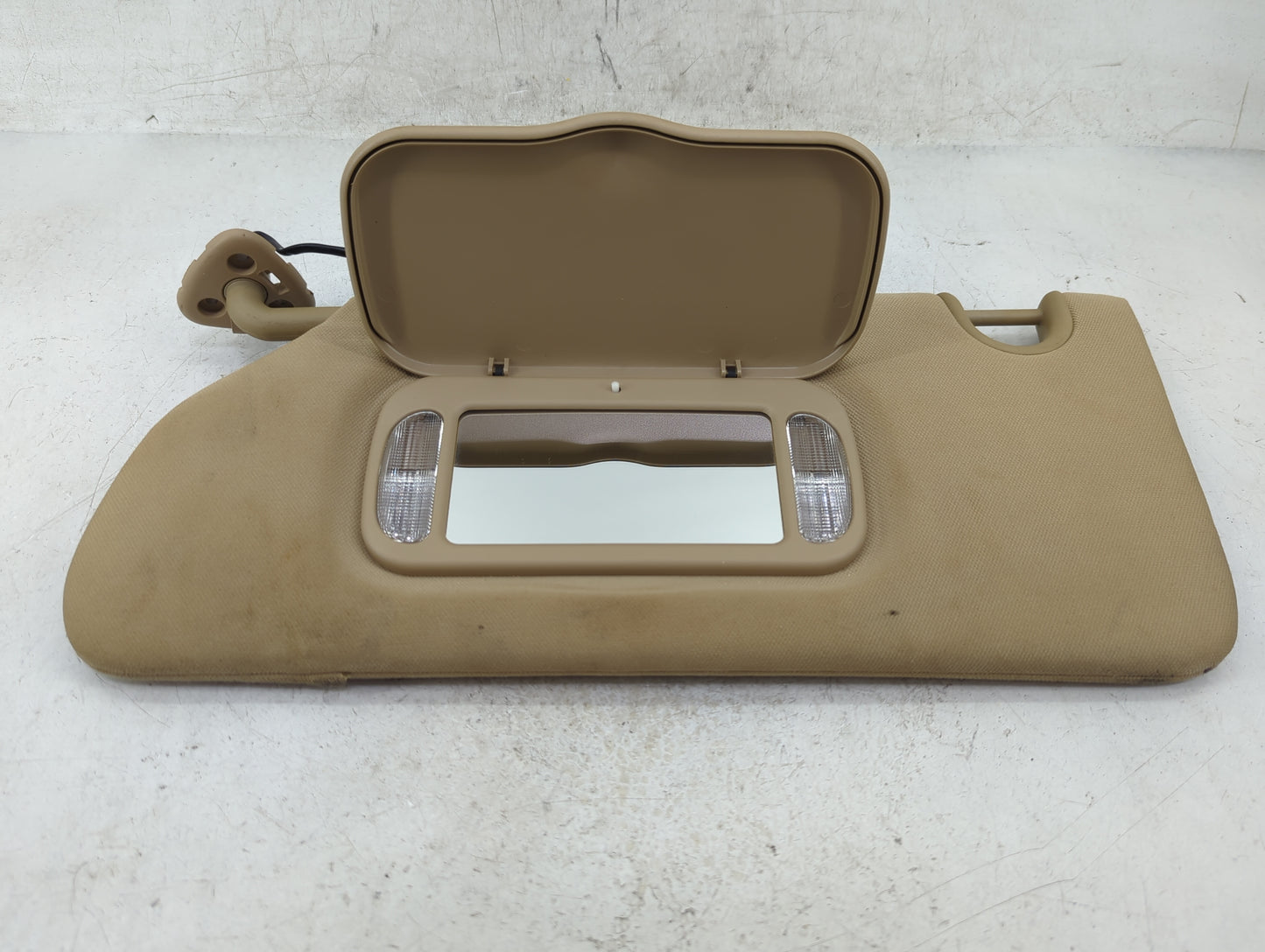 2006-2011 Buick Lucerne Sun Visor Shade Replacement Driver Left Mirror Fits Fits 2006 2007 2008 2009 2010 2011 OEM Used Auto