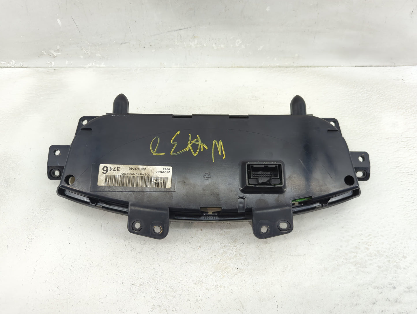 2008-2009 Buick Lucerne Instrument Cluster Speedometer Gauges P/N:28099490 25843746 Fits Fits 2008 2009 OEM Used Auto Parts 