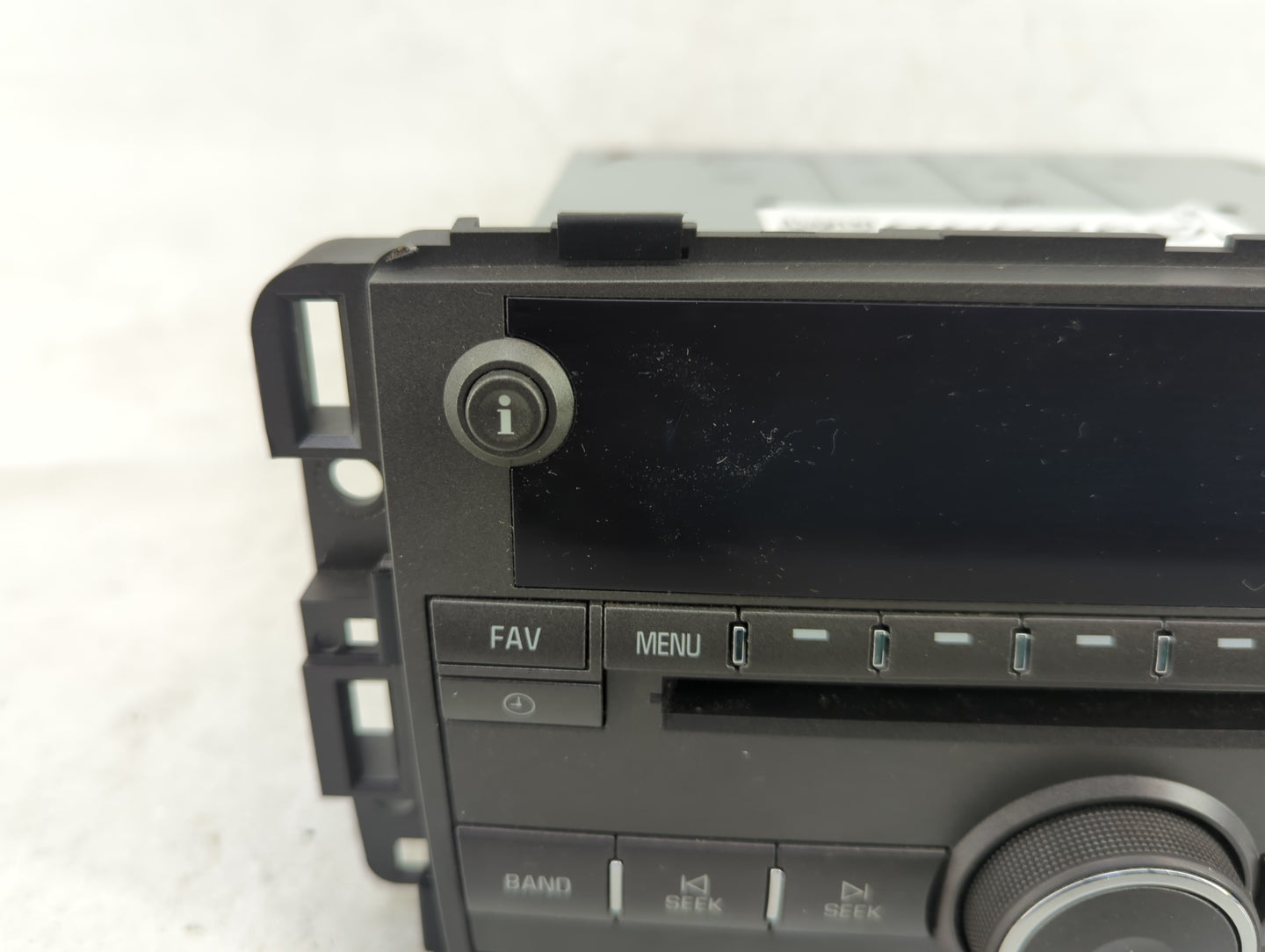 2008 Buick Lucerne Radio AM FM Cd Player Receiver Replacement P/N:25887589 Fits OEM Used Auto Parts - Oemusedautoparts1.com