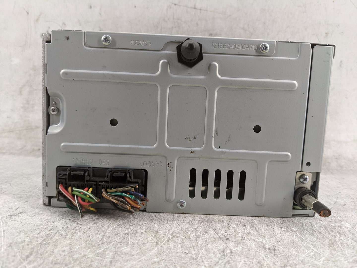 2008 Buick Lucerne Radio Cd Changer 25922723|122000-9840e101 - Oemusedautoparts1.com