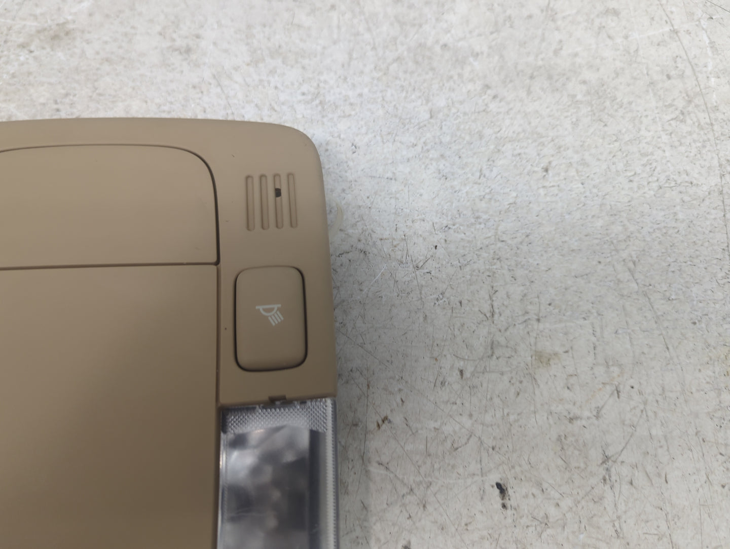 2006-2011 Buick Lucerne Overhead Roof Console Tan - Oemusedautoparts1.com