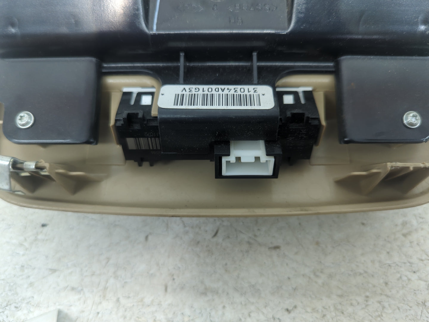 2006-2011 Buick Lucerne Overhead Roof Console Tan - Oemusedautoparts1.com
