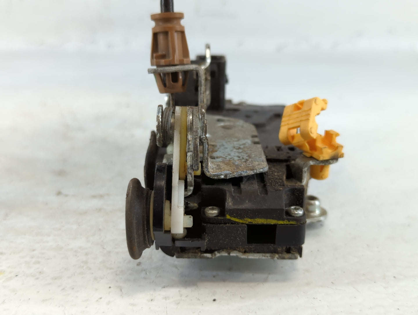 2008 Buick Lucerne Front Driver Left Lock Actuator - Oemusedautoparts1.com