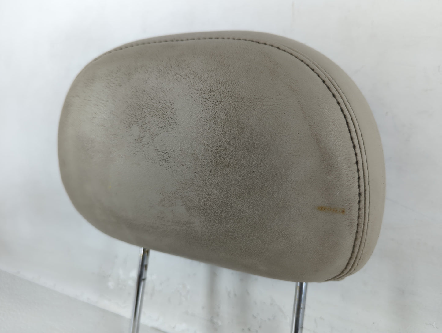 2008 Buick Lucerne Headrest Head Rest Front Driver Passenger Seat Fits OEM Used Auto Parts - Oemusedautoparts1.com