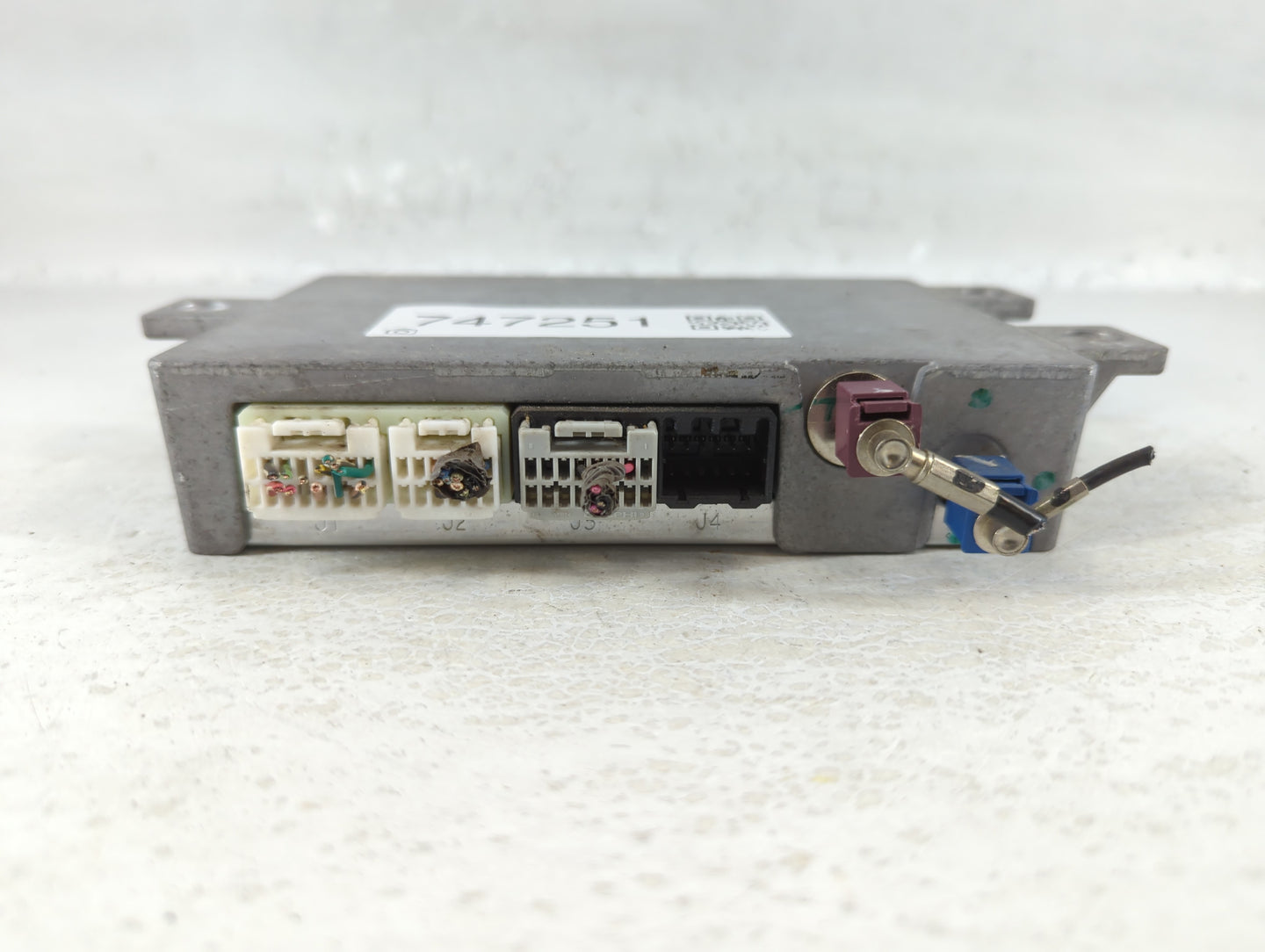 2006 Buick Lucerne Bluetooth Phone Communication Control Module Ccm Oem - Oemusedautoparts1.com