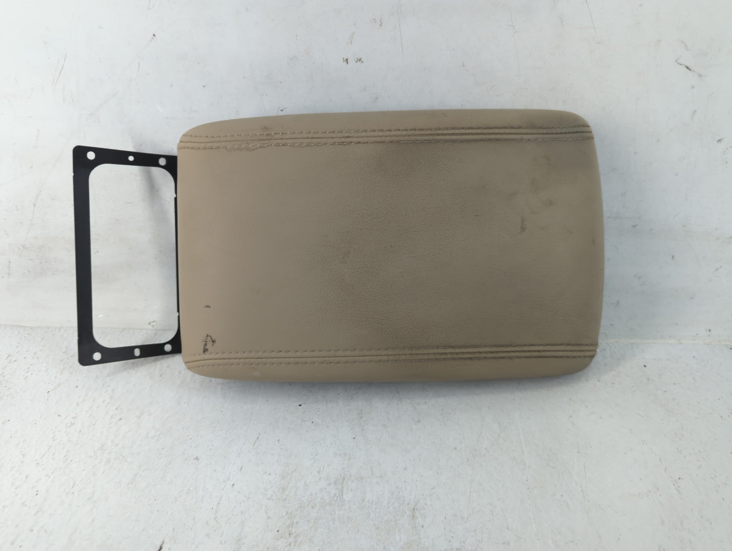 2008 Buick Lucerne Center Console Armrest Cover Lid Fits OEM Used Auto Parts - Oemusedautoparts1.com