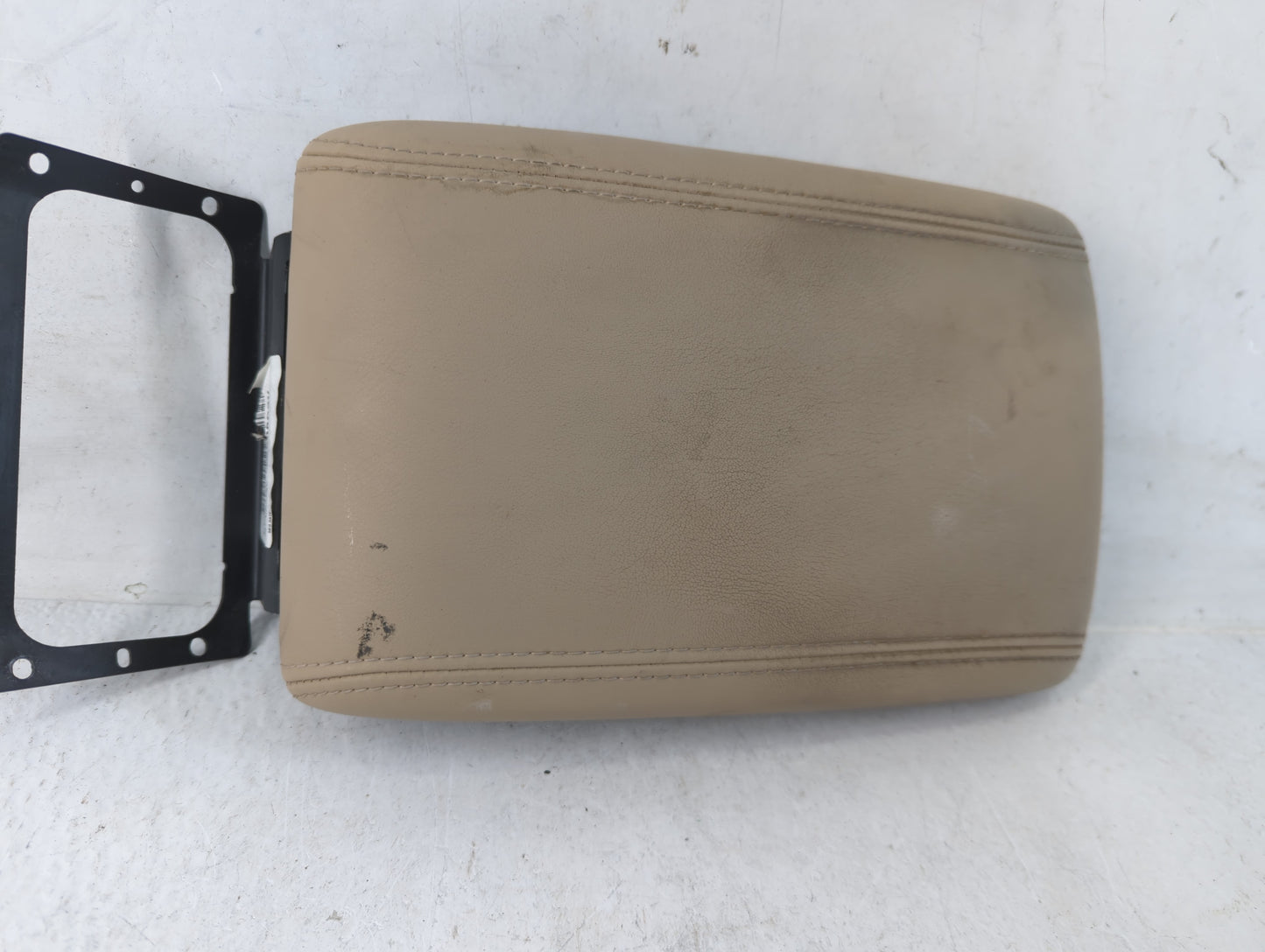 2008 Buick Lucerne Center Console Armrest Cover Lid Fits OEM Used Auto Parts - Oemusedautoparts1.com