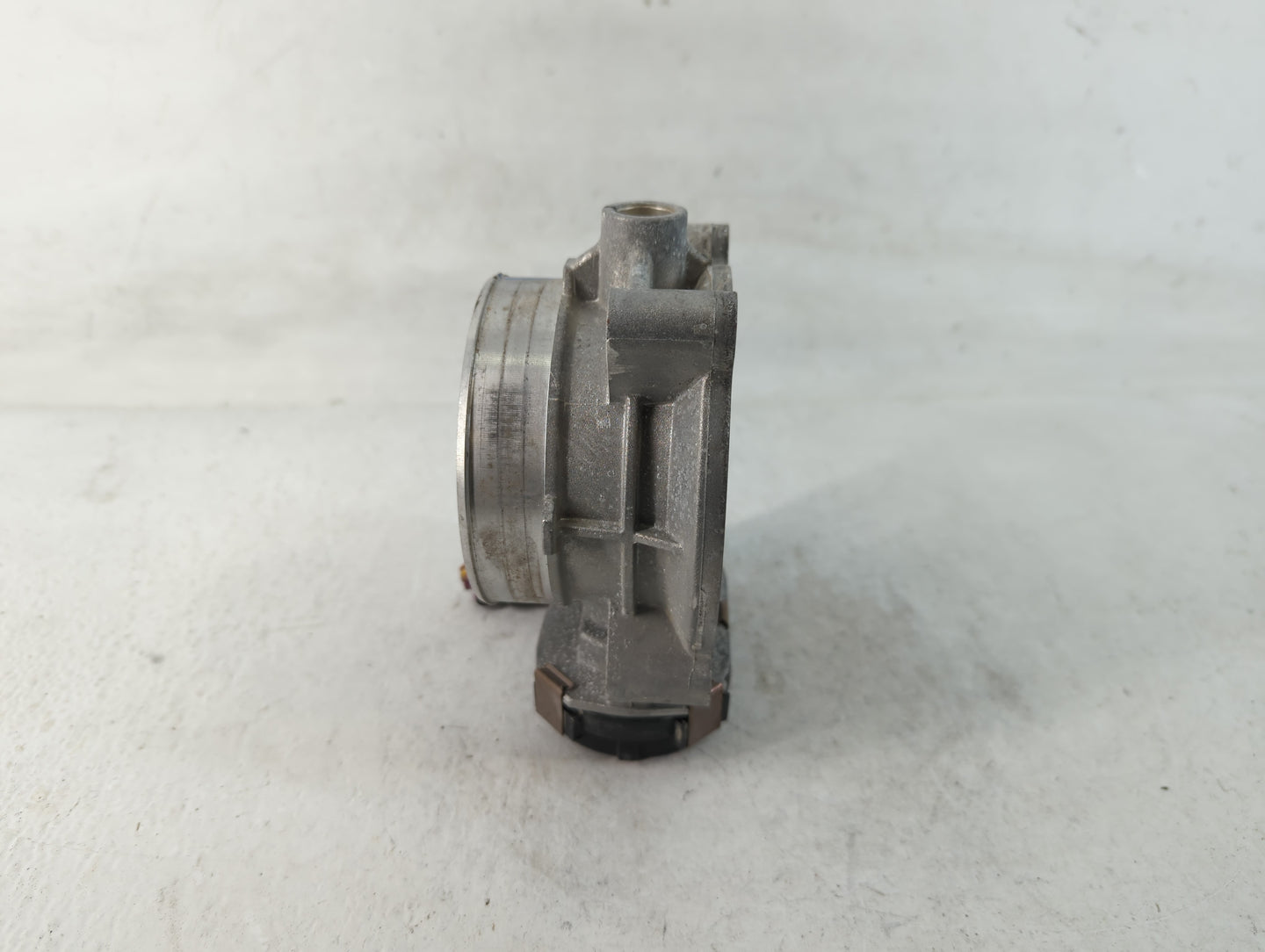 2006-2011 Buick Lucerne Throttle Body P/N:RME87-2A 2800 Fits Fits 2006 2007 2008 2009 2010 2011 OEM Used Auto Parts - Oemuse