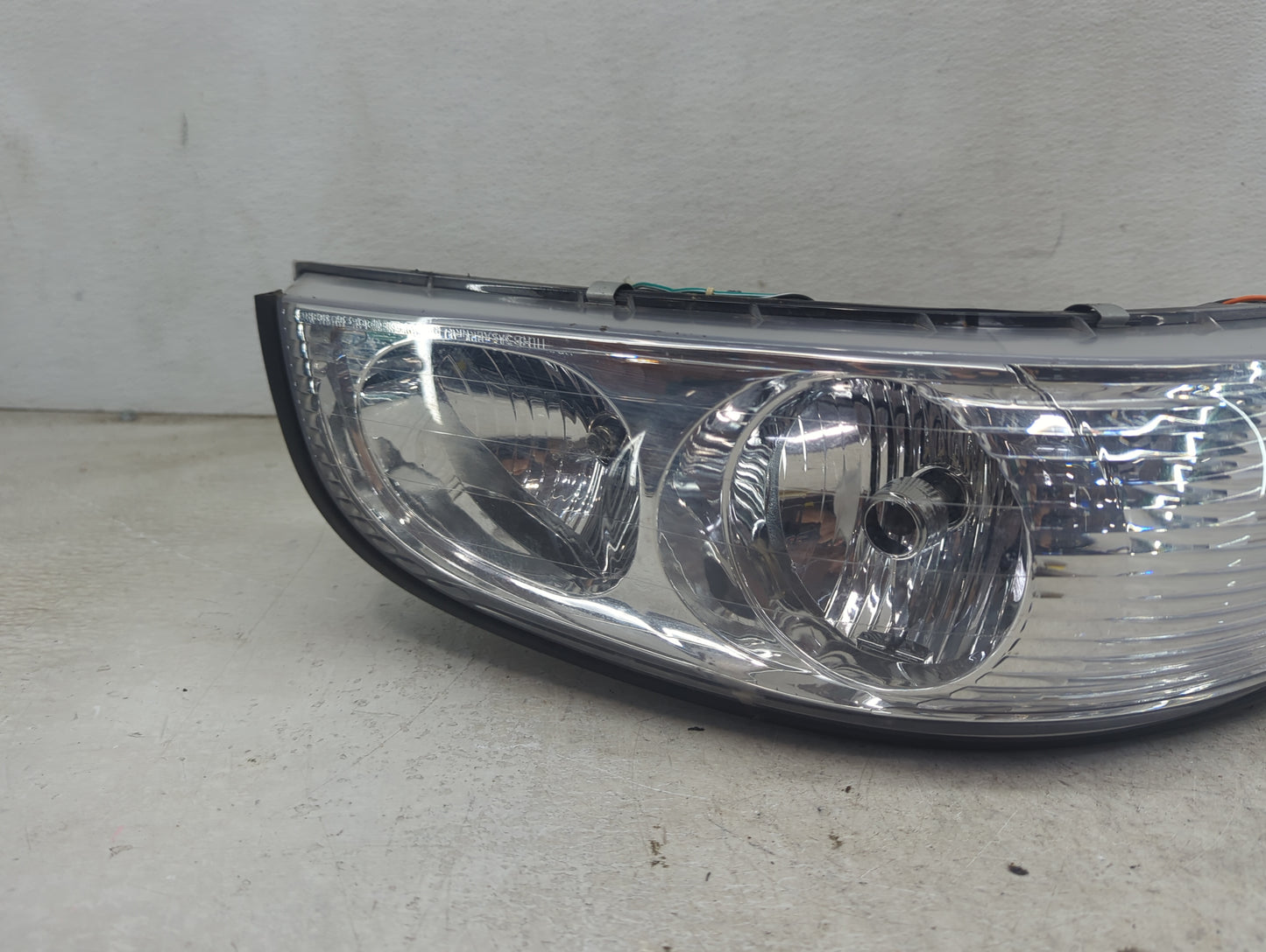 1997 Buick Park Avenue Passenger Right Oem Head Light Headlight Lamp 1260406 - Oemusedautoparts1.com