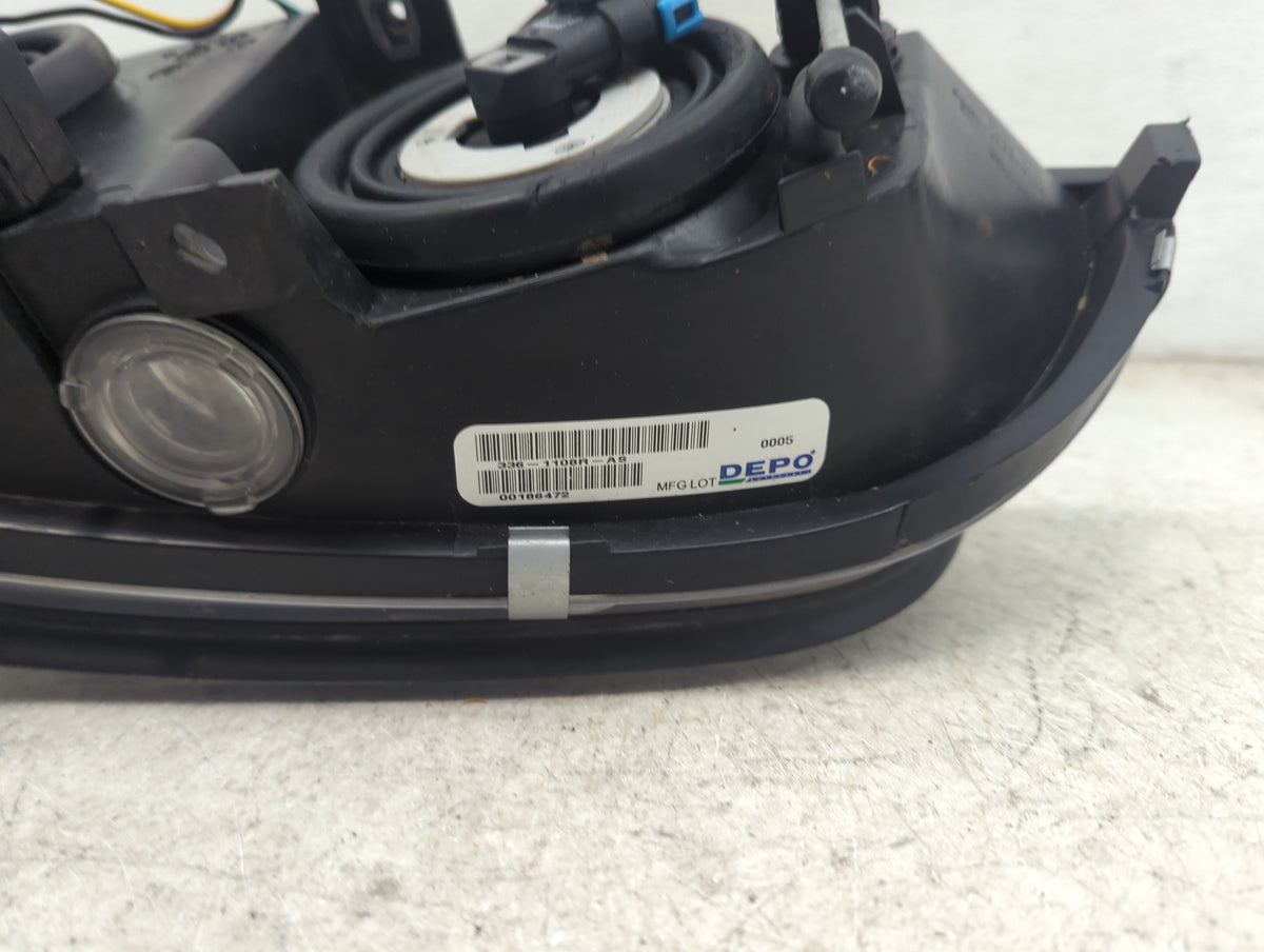 1997 Buick Park Avenue Passenger Right Oem Head Light Headlight Lamp 1260406 - Oemusedautoparts1.com