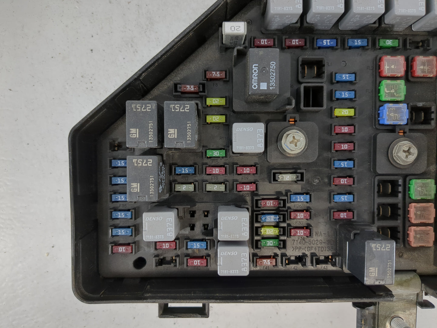 2008-2009 Cadillac Cts Fusebox Fuse Box Panel Relay Module P/N:1GA0542940 25856536 Fits Fits 2008 2009 OEM Used Auto Parts -