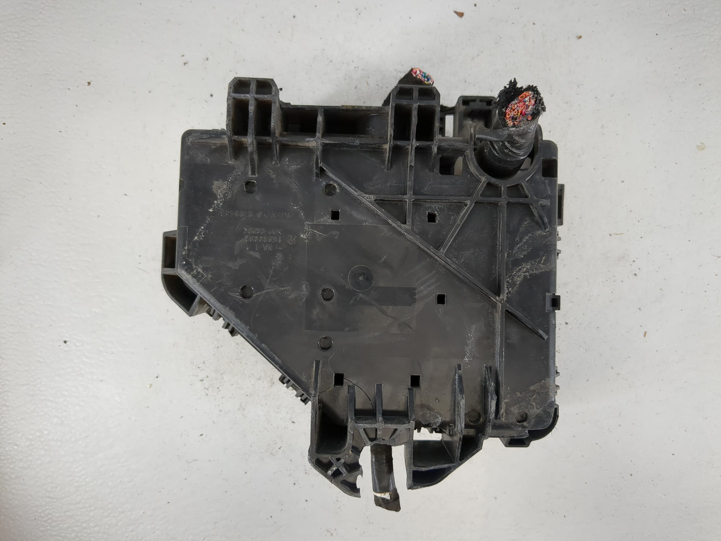 2008-2009 Cadillac Cts Fusebox Fuse Box Panel Relay Module P/N:1GA0542940 25856536 Fits Fits 2008 2009 OEM Used Auto Parts -