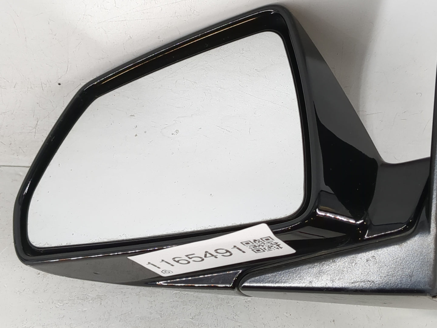 2008-2014 Cadillac Cts Driver Side View Mirror - Left Door Mirror OEM Used - Oemusedautoparts1.com