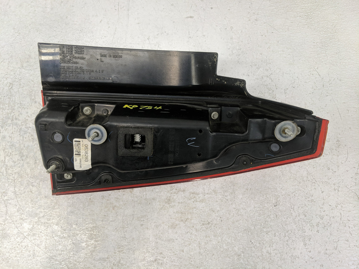 2008-2014 Cadillac Cts Driver Left Side Deck Lid Mounted Tail Light 1270326 - Oemusedautoparts1.com