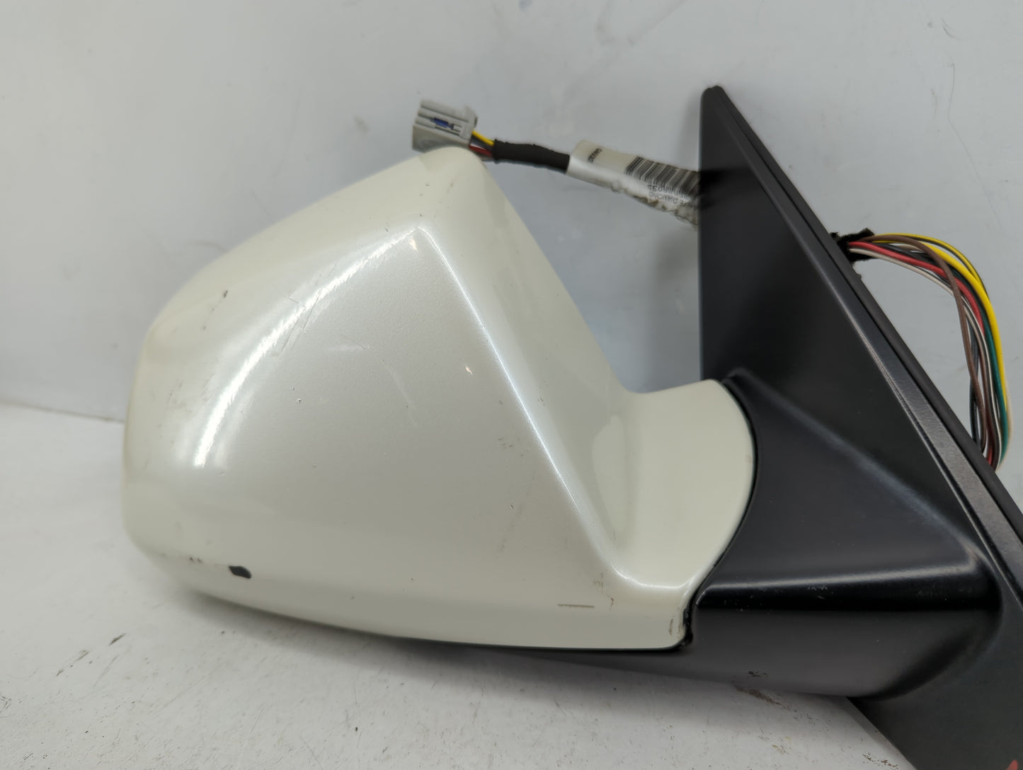 2008-2014 Cadillac Cts Driver Side View Mirror - Left Door Mirror OEM Used - Oemusedautoparts1.com
