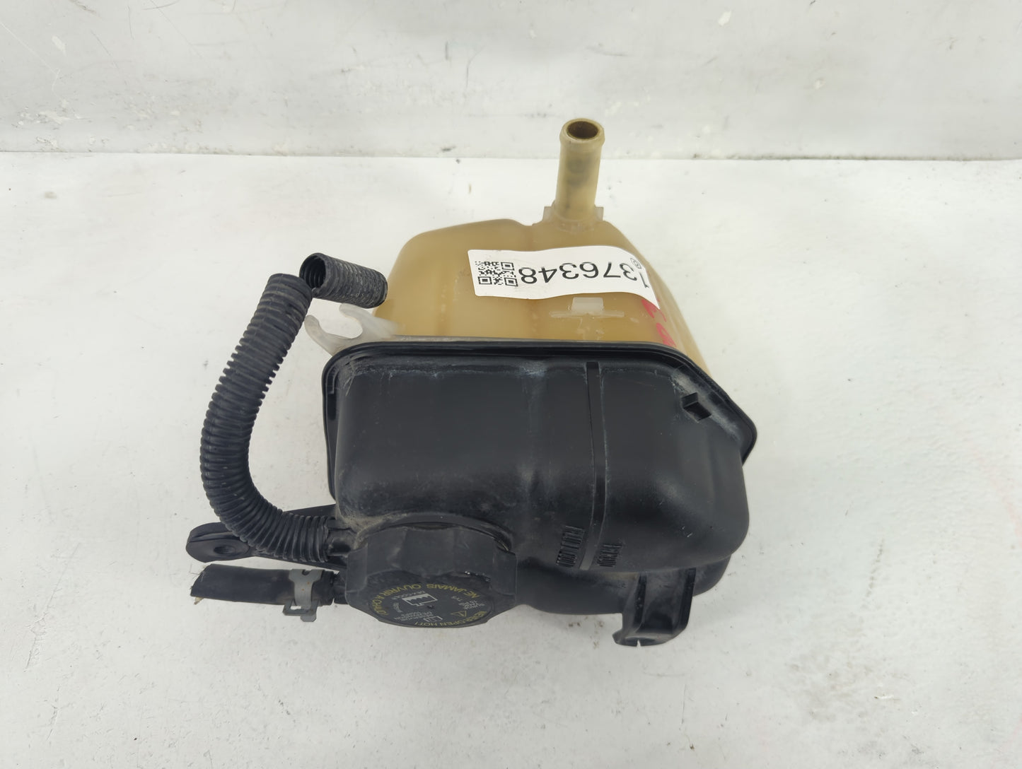 2008-2009 Cadillac Cts Windshield Washer Fluid Reservoir Bottle Oem - Oemusedautoparts1.com