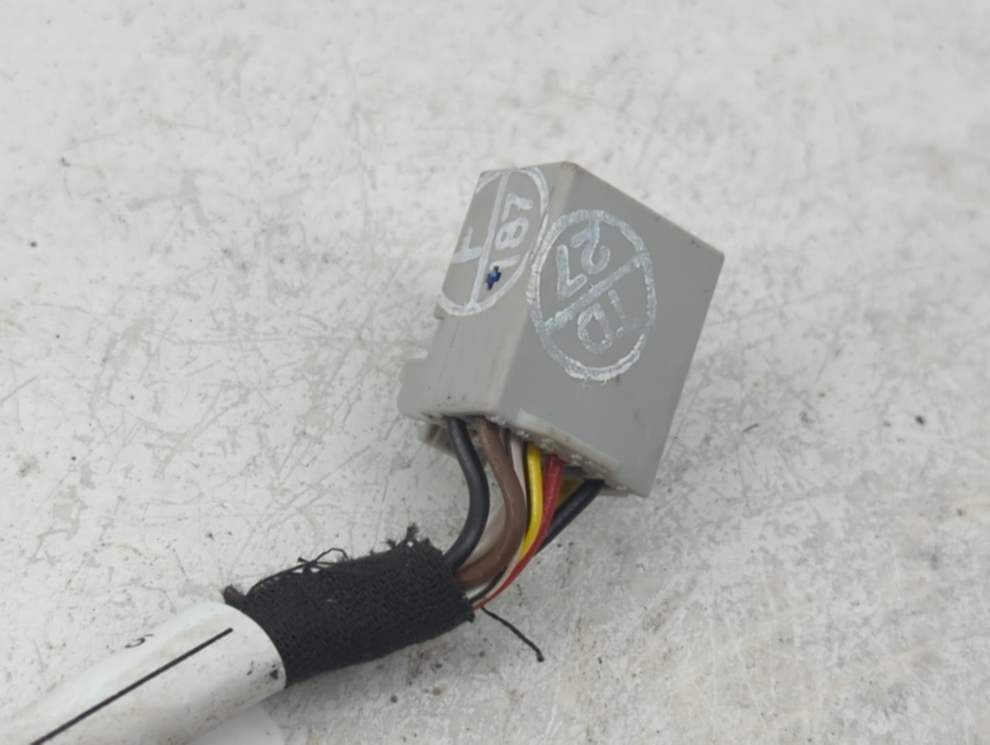 2008-2014 Cadillac Cts Passenger Side View Mirror - Right Door Mirror OEM Used - Oemusedautoparts1.com