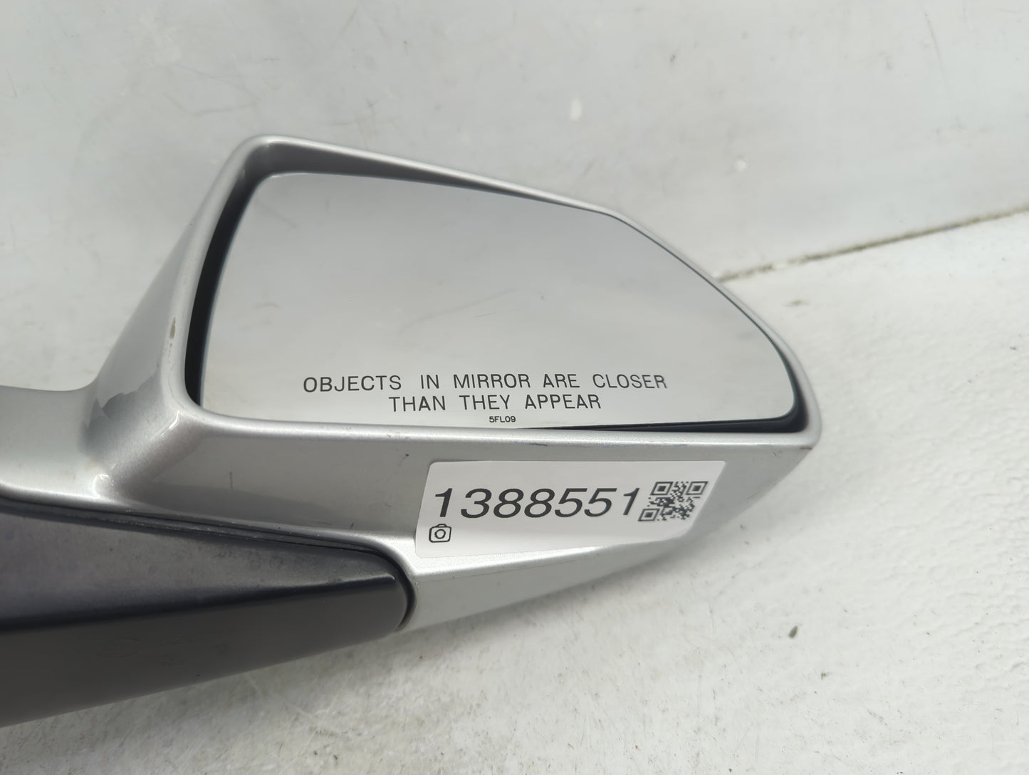 2008-2014 Cadillac Cts Passenger Side View Mirror - Right Door Mirror OEM Used - Oemusedautoparts1.com