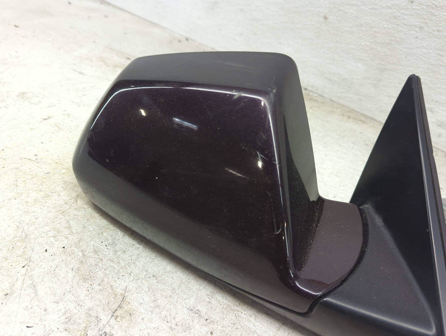 2008-2014 Cadillac Cts Passenger Side View Mirror - Right Door Mirror OEM Used - Oemusedautoparts1.com