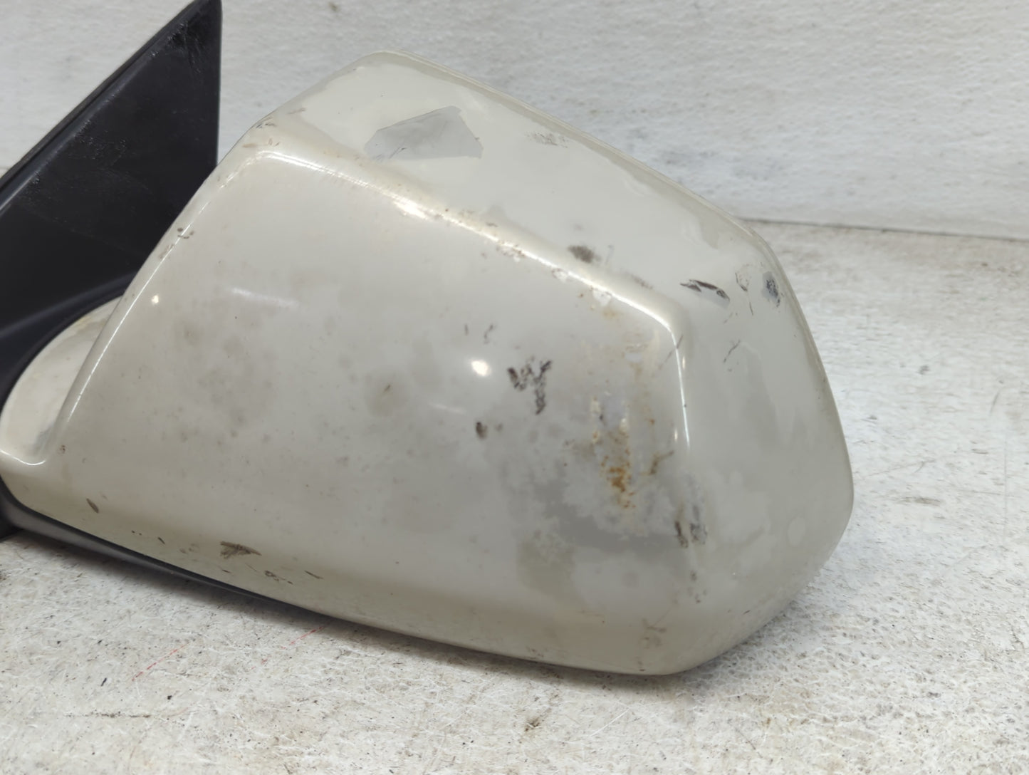 2008-2014 Cadillac Cts Driver Side View Mirror - Left Door Mirror OEM Used - Oemusedautoparts1.com