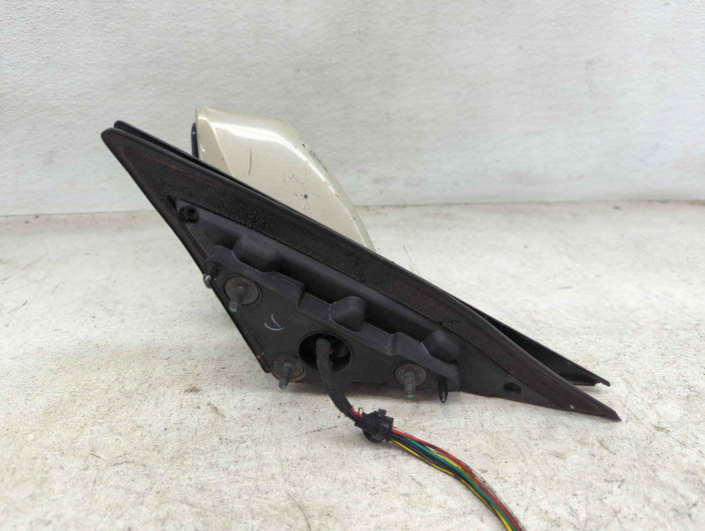 2008-2014 Cadillac Cts Driver Side View Mirror - Left Door Mirror OEM Used - Oemusedautoparts1.com