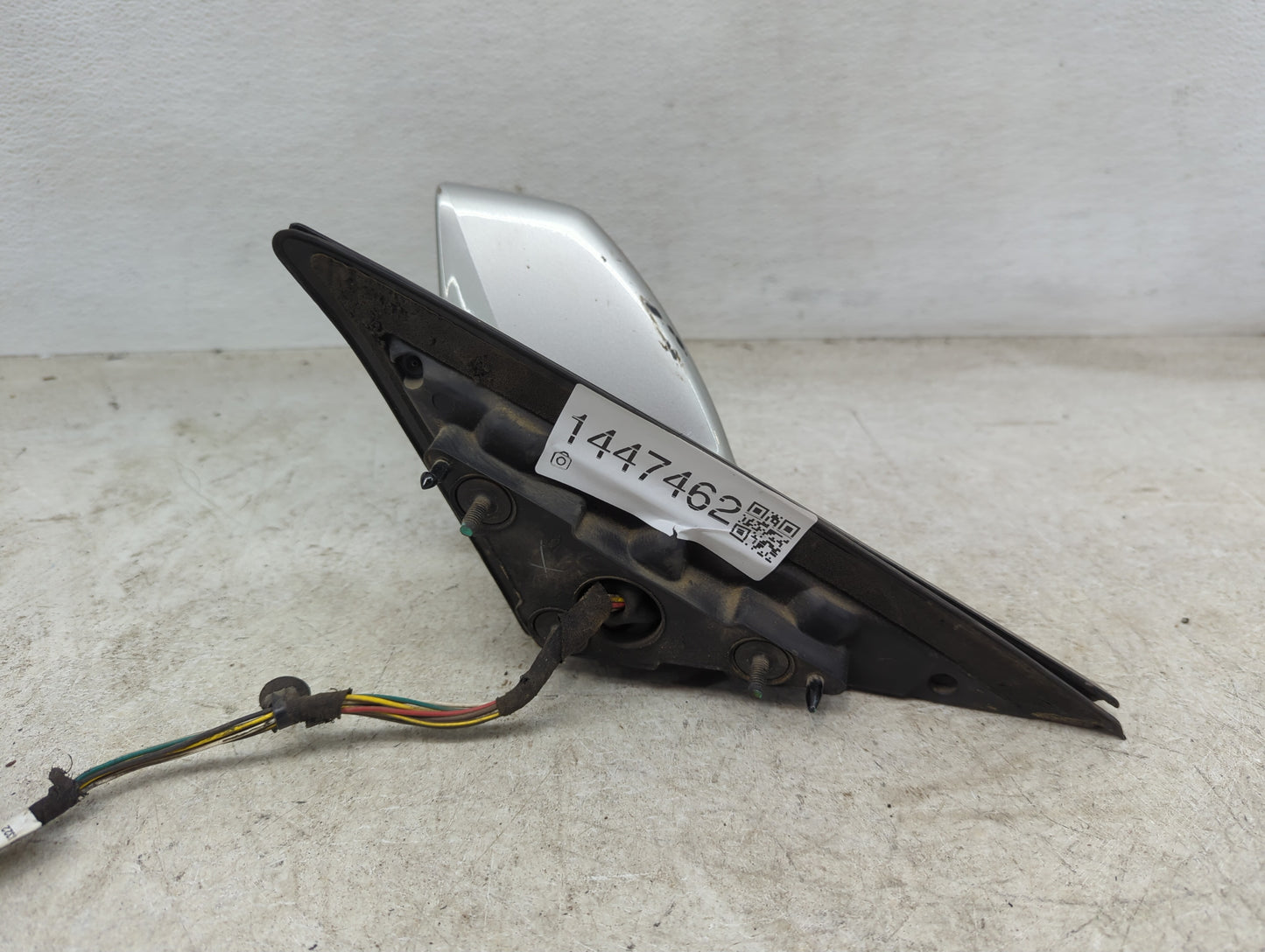 2008-2014 Cadillac Cts Driver Side View Mirror - Left Door Mirror OEM Used - Oemusedautoparts1.com