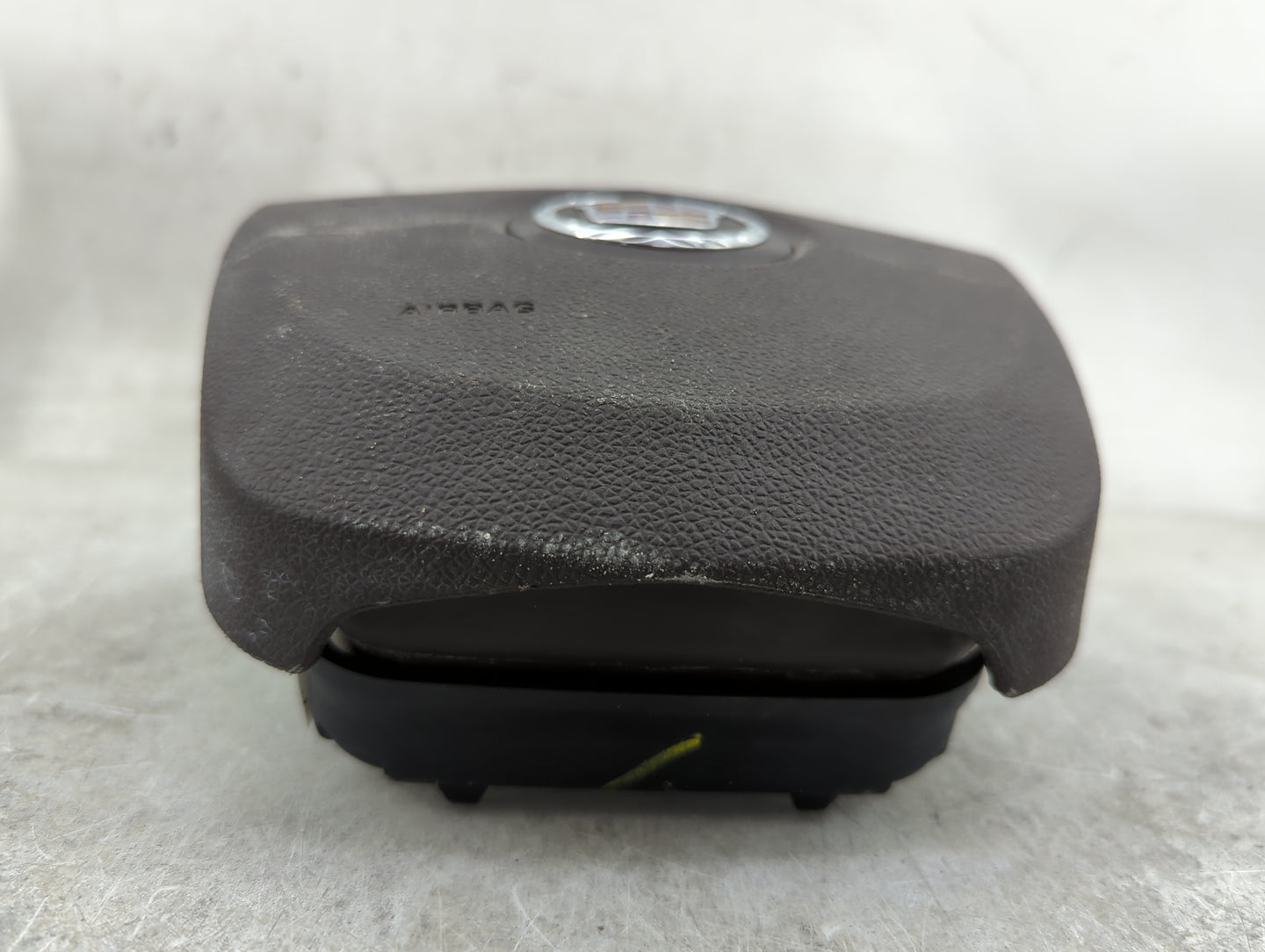 2008 Cadillac Cts Air Bag Driver Left Steering Wheel Mounted Dark Brown - Oemusedautoparts1.com