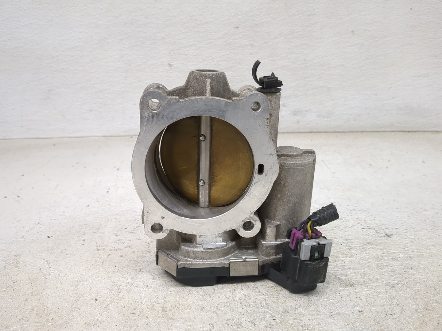 2008-2011 Cadillac Cts Throttle Body P/N:12632101 12605109 Fits Fits 2007 2008 2009 2010 2011 2012 OEM Used Auto Parts - Oem