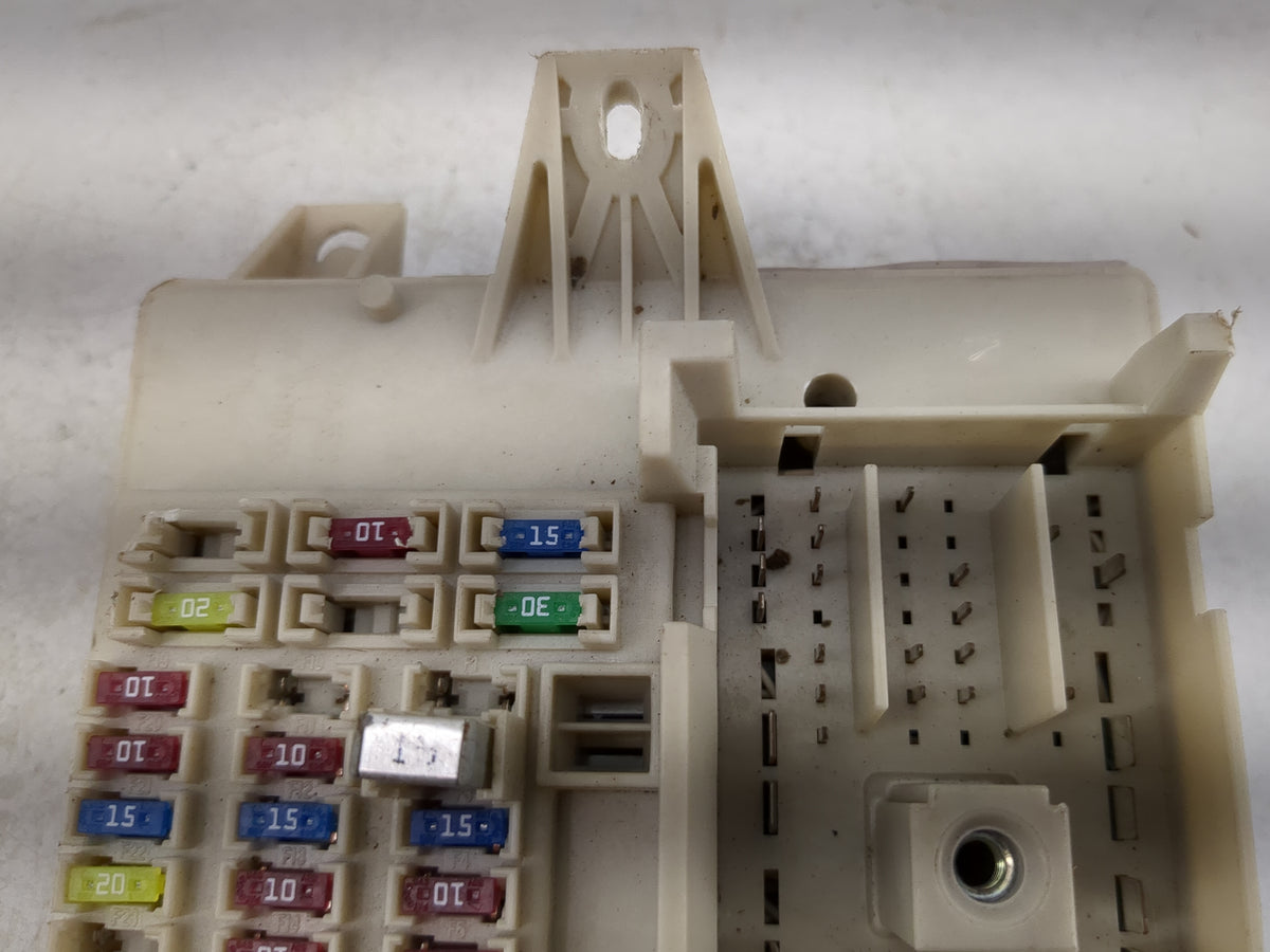 2008-2009 Cadillac Cts Fusebox Fuse Box Panel Relay Module P/N:25856534 1T08480812 Fits Fits 2008 2009 OEM Used Auto Parts -