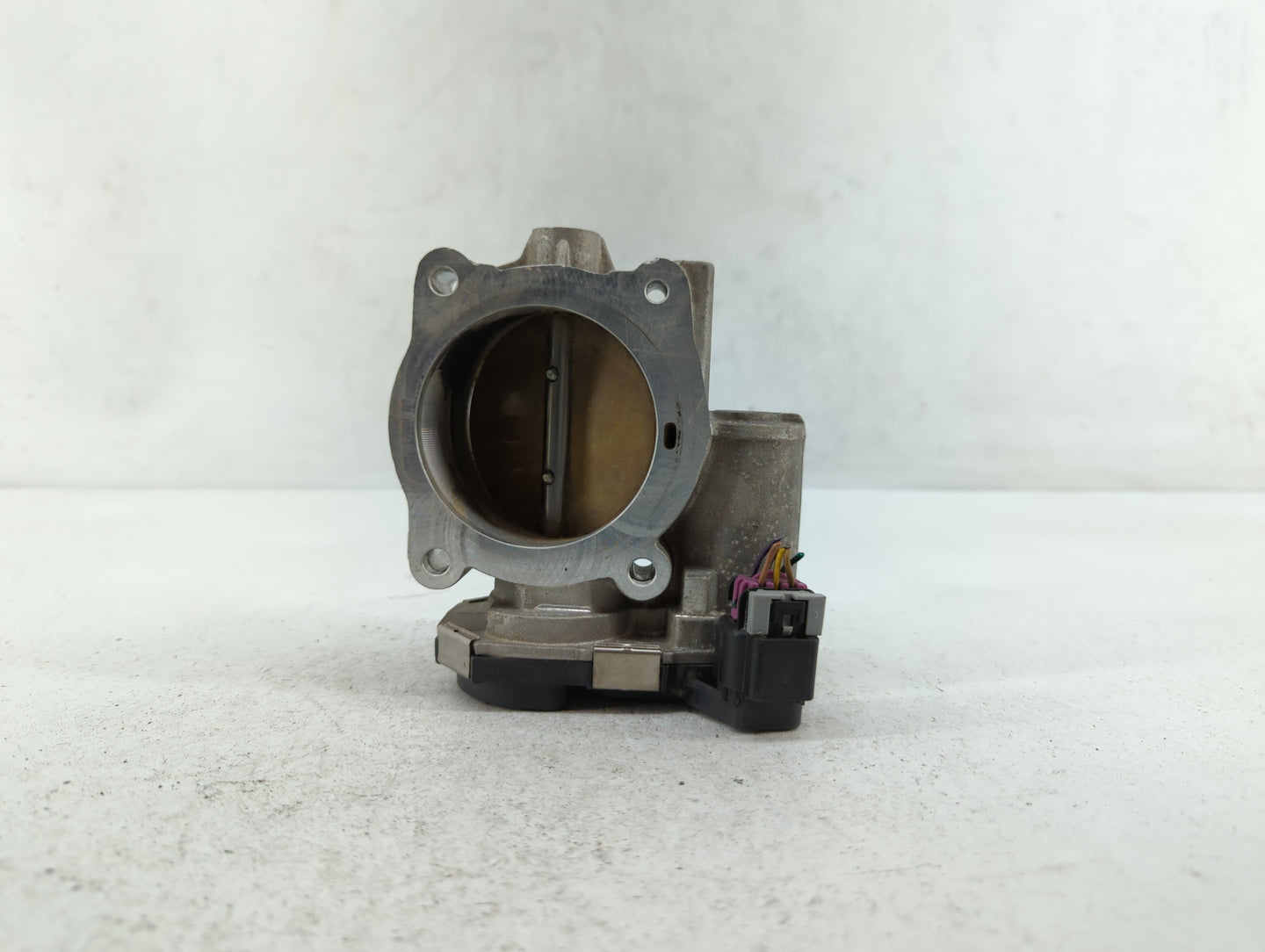 2008-2011 Cadillac Cts Throttle Body P/N:0091A 994AA Fits Fits 2007 2008 2009 2010 2011 2012 OEM Used Auto Parts - Oemusedau