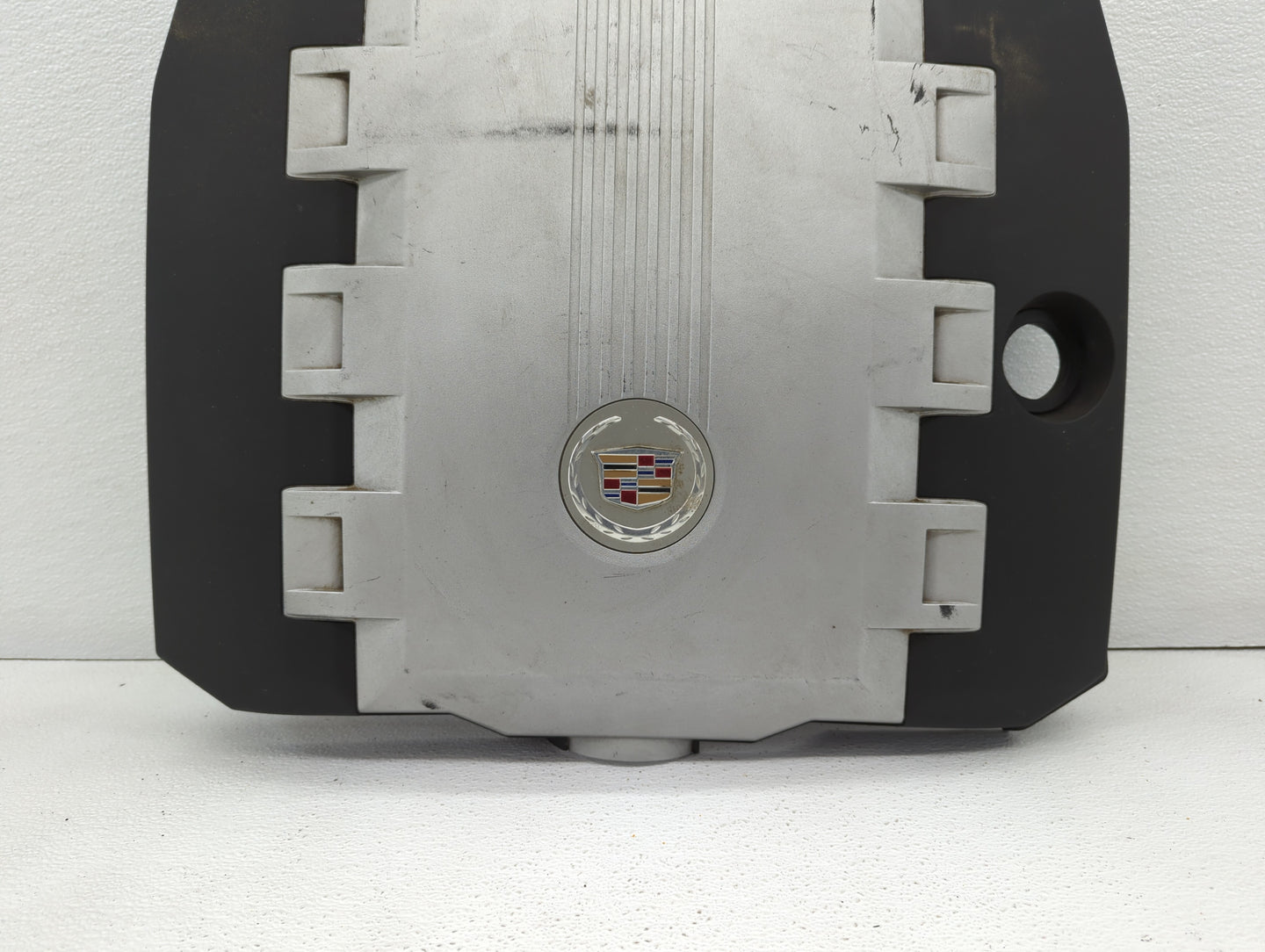 2008 Cadillac Cts Engine Cover - Oemusedautoparts1.com