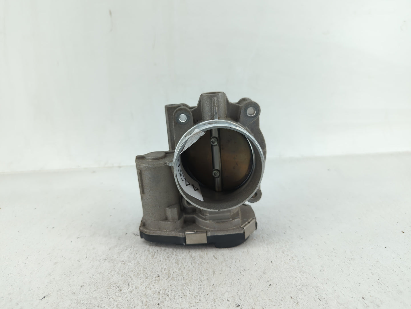 2008-2011 Cadillac Cts Throttle Body P/N:994AA Fits Fits 2007 2008 2009 2010 2011 2012 OEM Used Auto Parts - Oemusedautopart