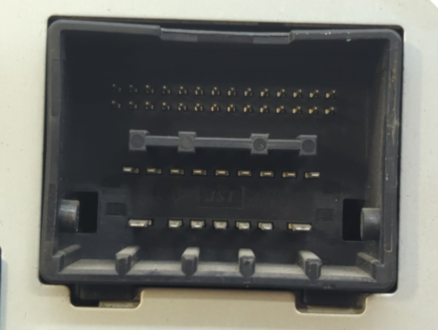 2008-2011 Cadillac Cts Radio AM FM Cd Player Receiver Replacement P/N:2590983 22758369 Fits Fits 2008 2009 2010 2011 OEM Use