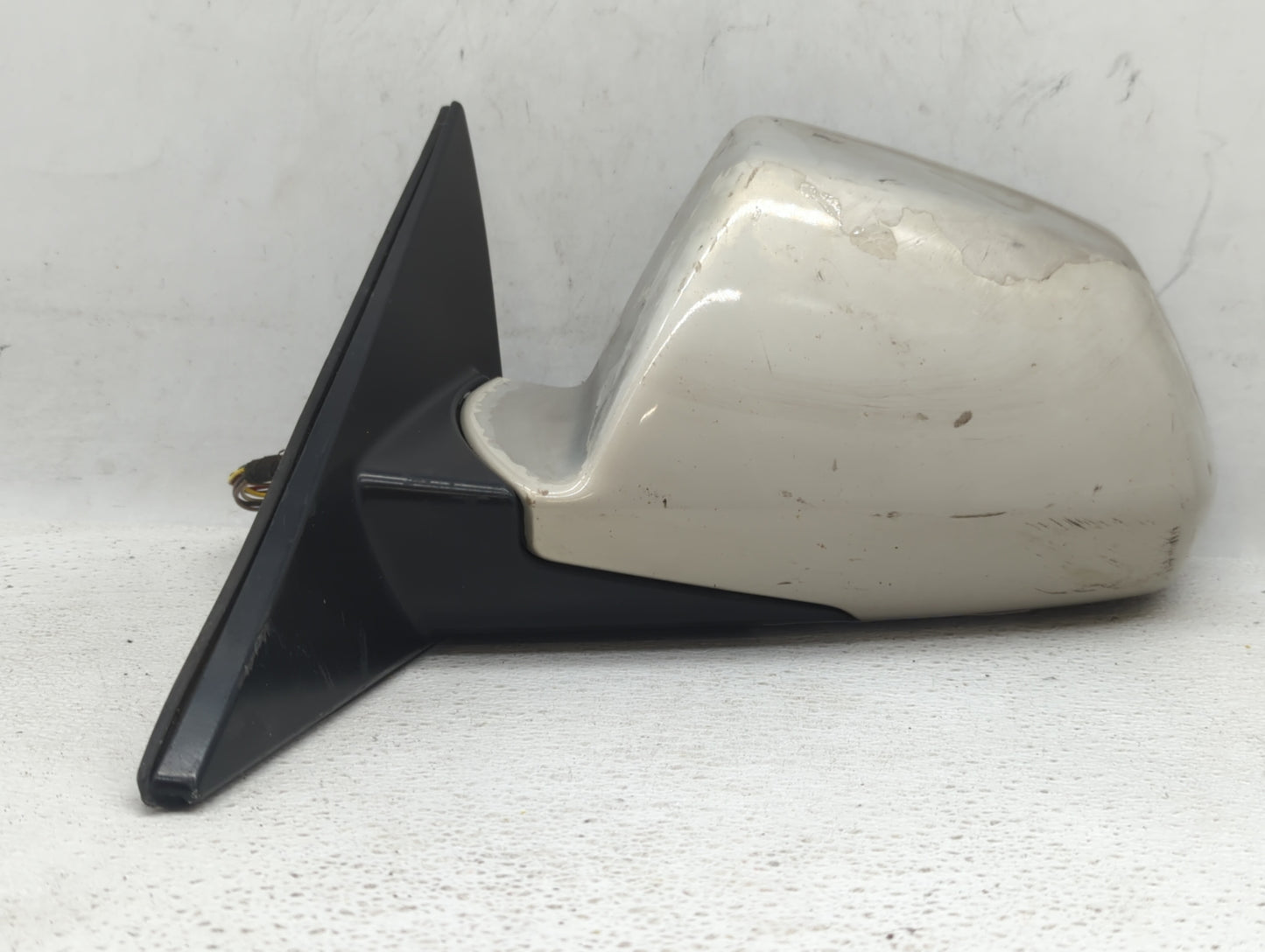 2008-2014 Cadillac Cts Driver Side View Mirror - Left Door Mirror OEM Used - Oemusedautoparts1.com