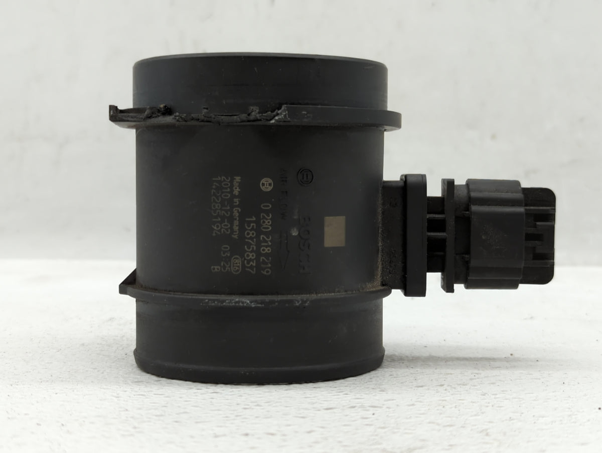 2008-2011 Cadillac Cts Mass Air Flow Meter Maf Sensor 557018 - Oemusedautoparts1.com