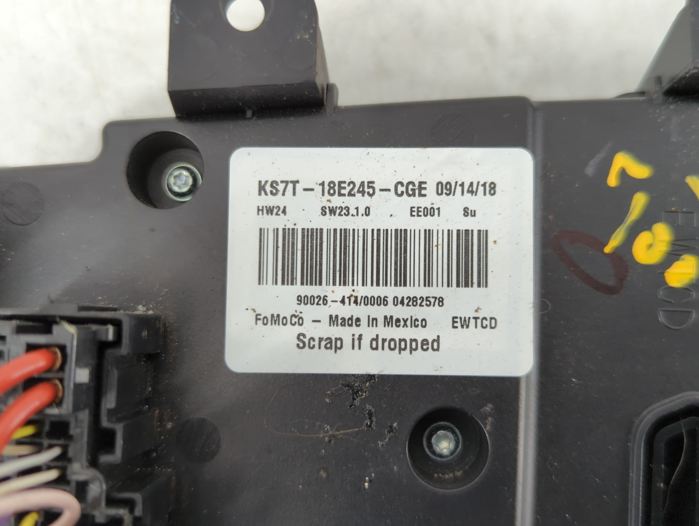 2008-2013 Cadillac Cts Radio Control Panel - Oemusedautoparts1.com