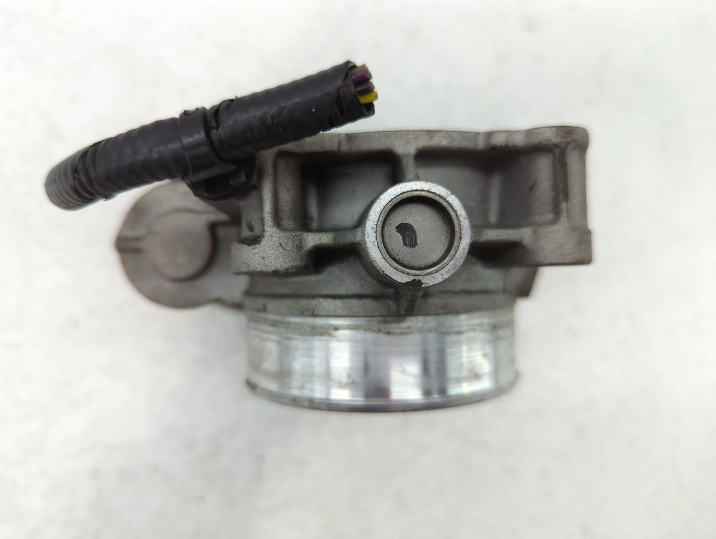 2008-2011 Cadillac Cts Throttle Body P/N:AA 994AA3629C Fits Fits 2007 2008 2009 2010 2011 2012 OEM Used Auto Parts - Oemused