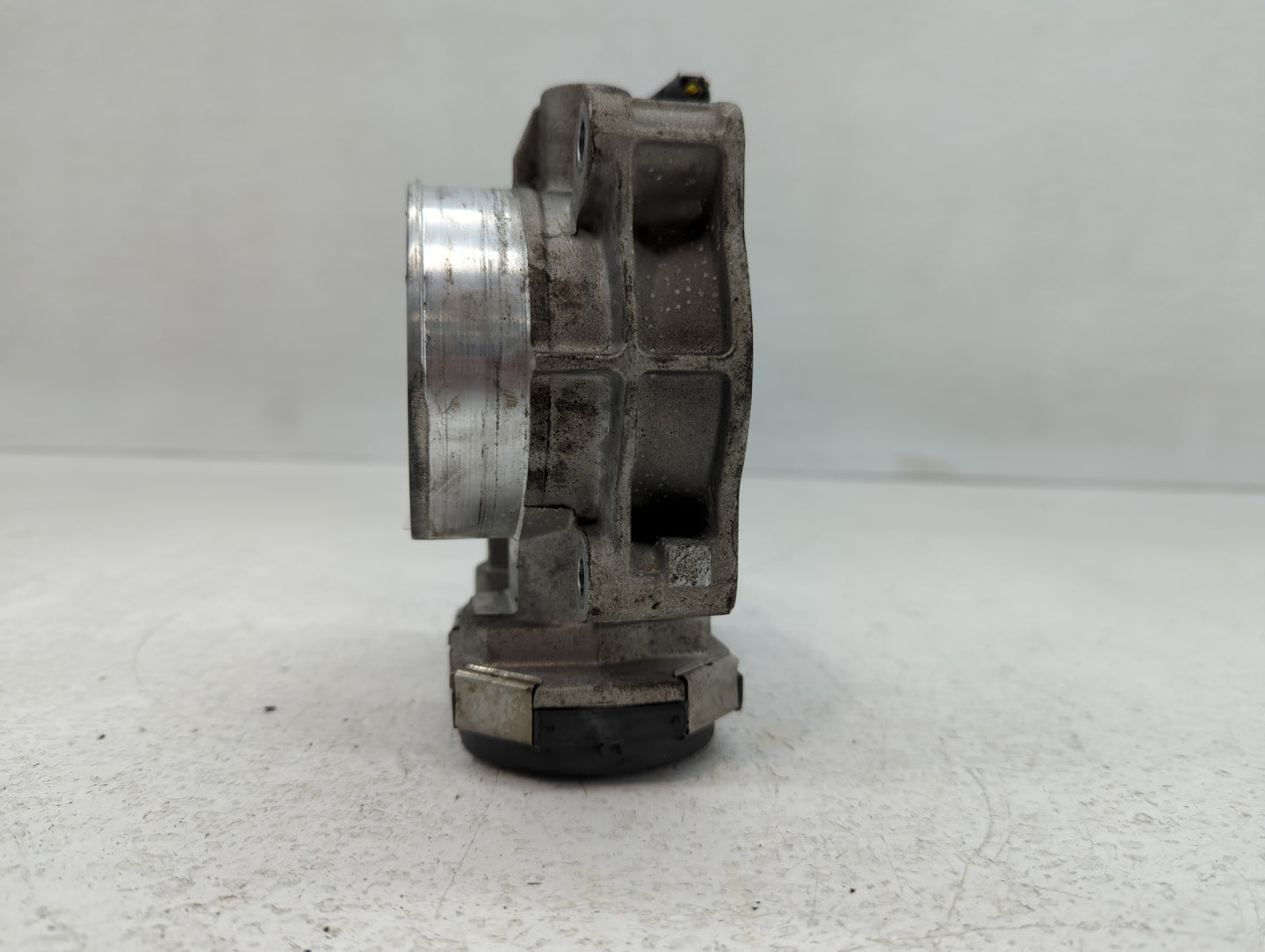 2008-2011 Cadillac Cts Throttle Body P/N:AA 994AA3629C Fits Fits 2007 2008 2009 2010 2011 2012 OEM Used Auto Parts - Oemused