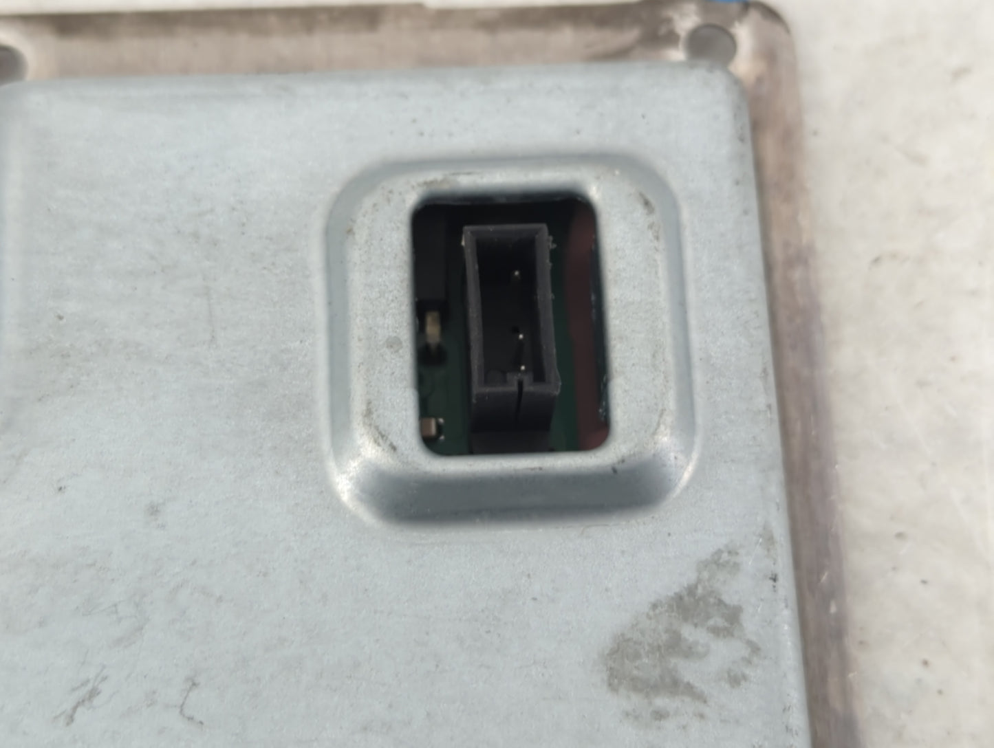 2008-2008 Cadillac Cts Headlight Ballast Head Light Silver Coast Metallic - Oemusedautoparts1.com