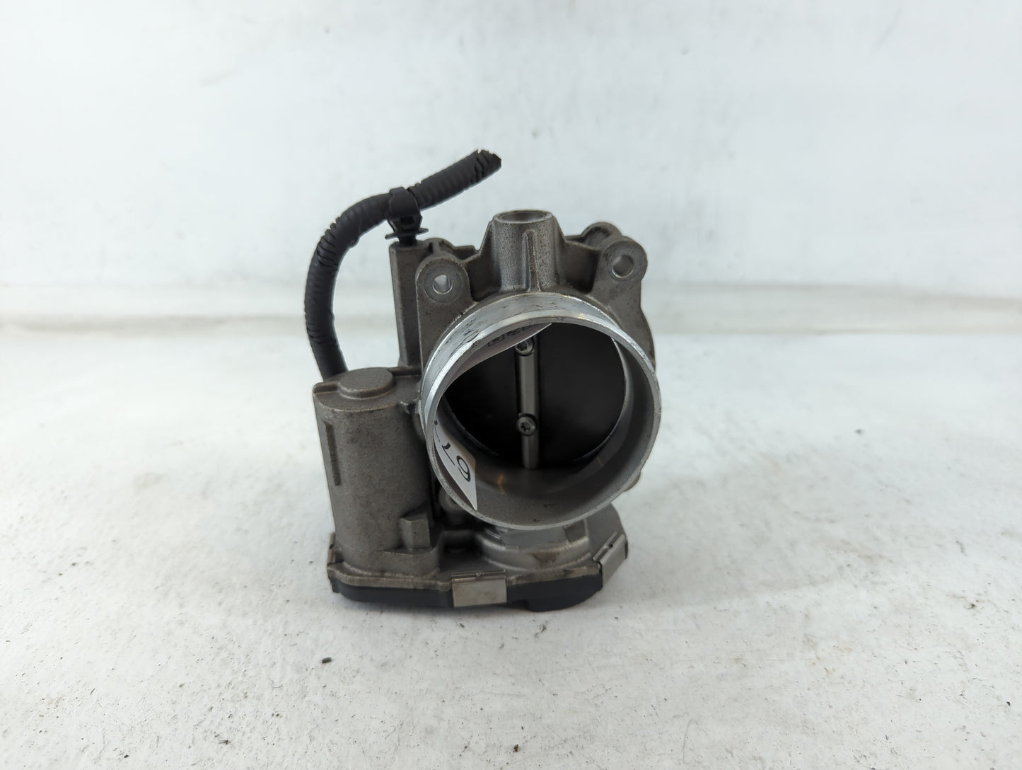 2008-2011 Cadillac Cts Throttle Body P/N:994AA8684C 1068AA994AA8684C Fits Fits 2007 2008 2009 2010 2011 2012 OEM Used Auto P