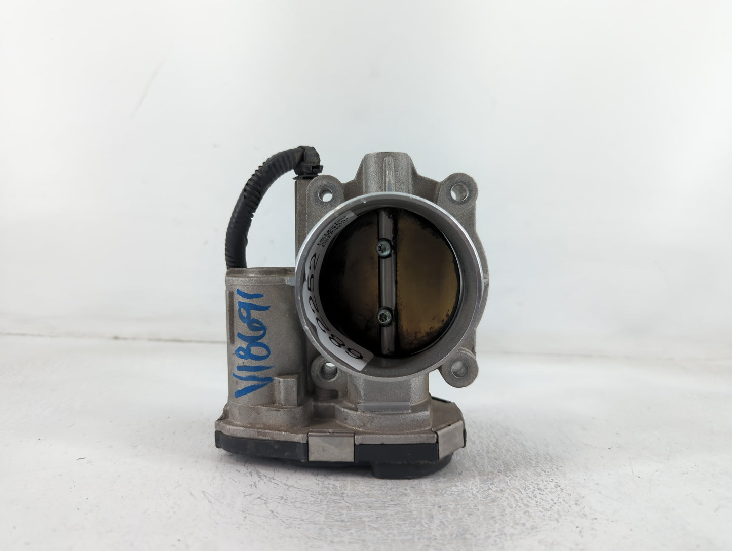 2008-2011 Cadillac Cts Throttle Body P/N:3327AA994AA8682B Fits Fits 2007 2008 2009 2010 2011 2012 OEM Used Auto Parts - Oemu