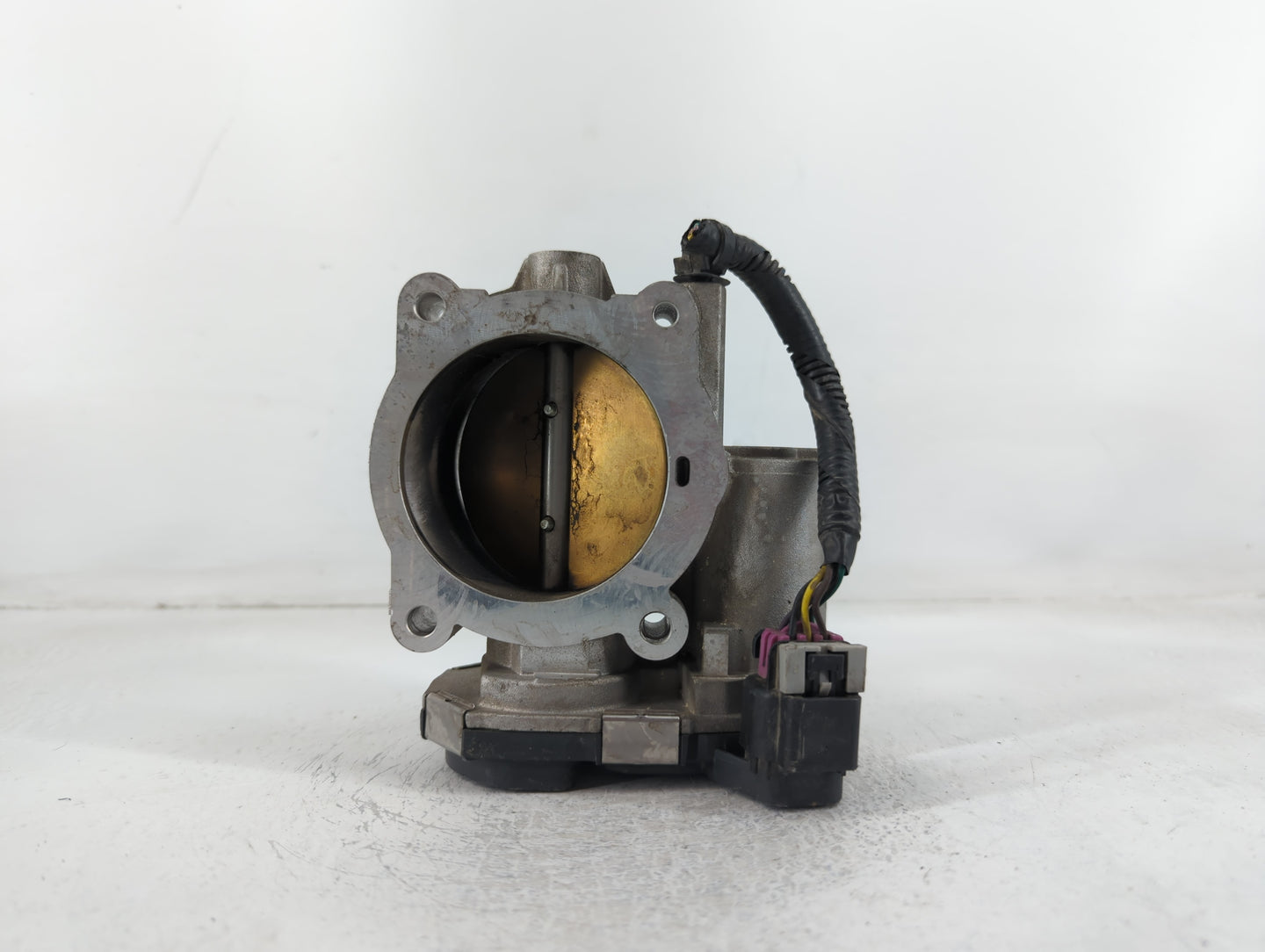 2008-2011 Cadillac Cts Throttle Body P/N:3327AA994AA8682B Fits Fits 2007 2008 2009 2010 2011 2012 OEM Used Auto Parts - Oemu
