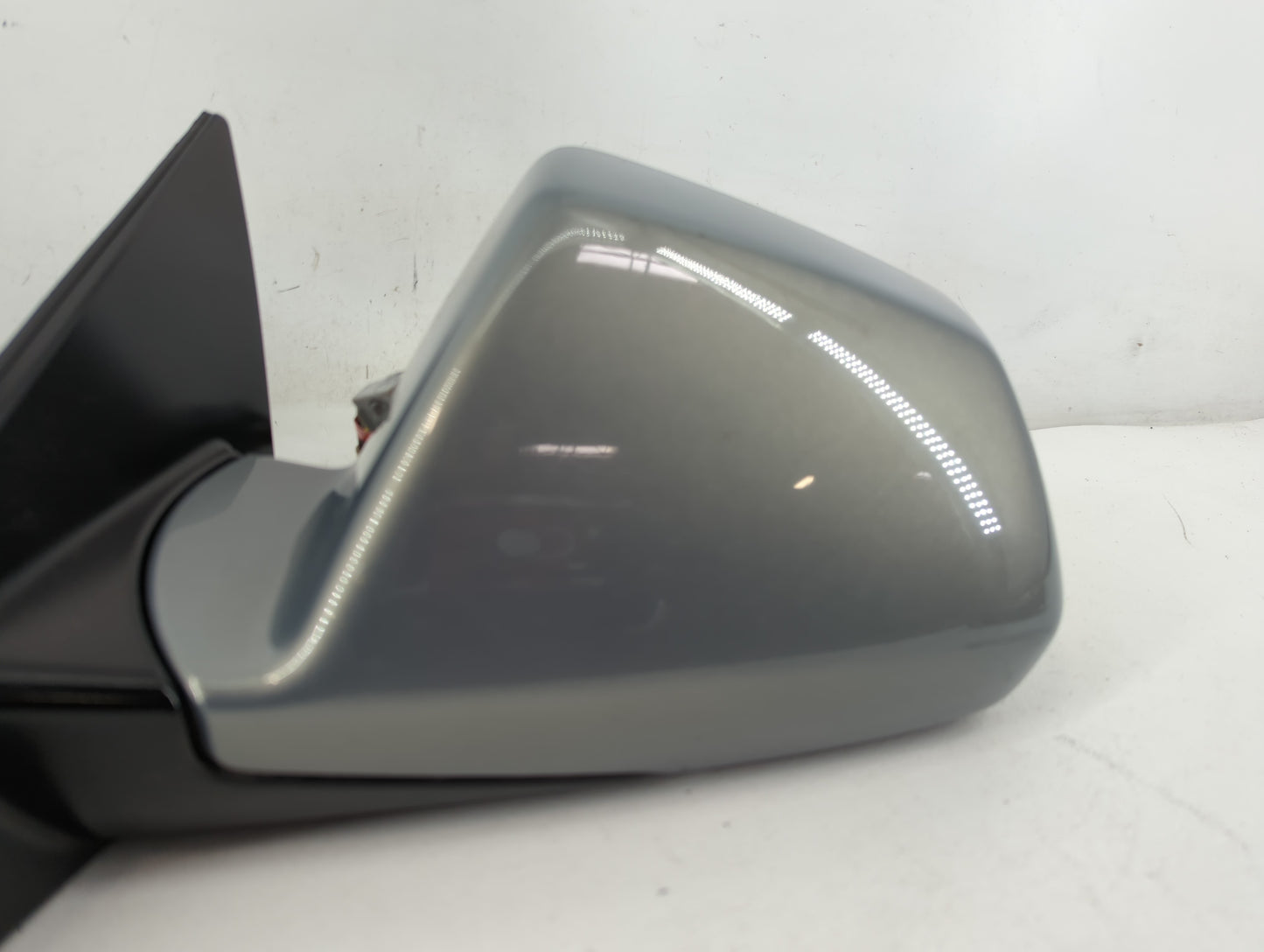 2008-2014 Cadillac Cts Driver Side View Mirror - Left Door Mirror OEM Used - Oemusedautoparts1.com