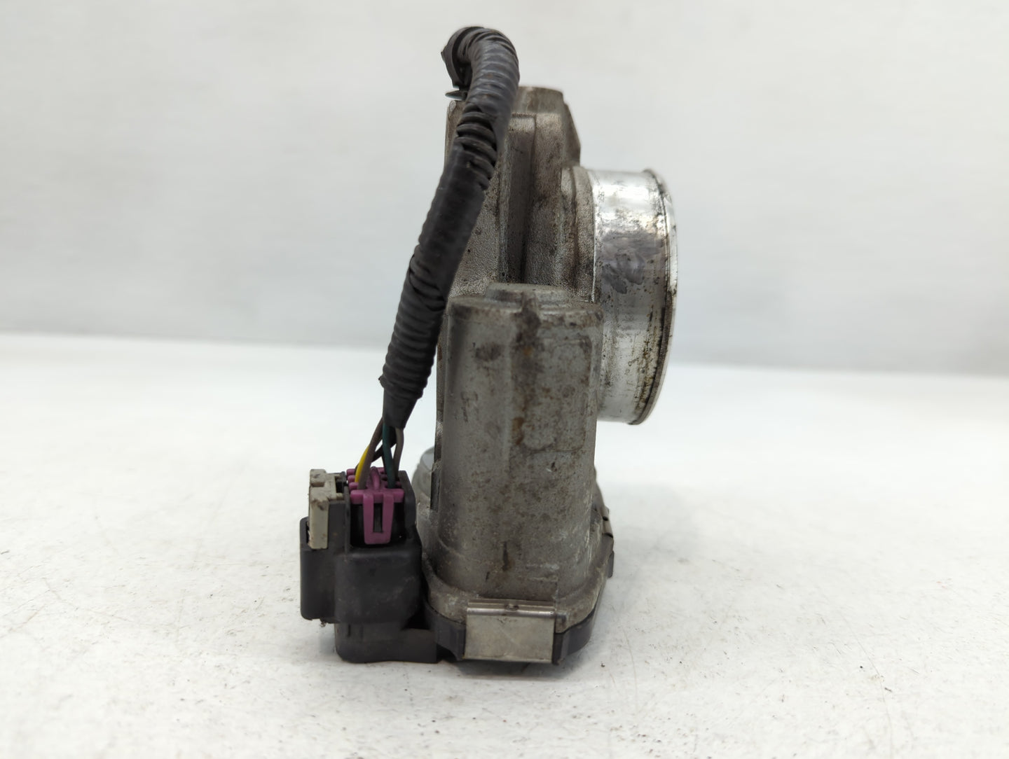 2008-2011 Cadillac Cts Throttle Body P/N:2207AA009IA4862 Fits Fits 2007 2008 2009 2010 2011 2012 OEM Used Auto Parts - Oemus